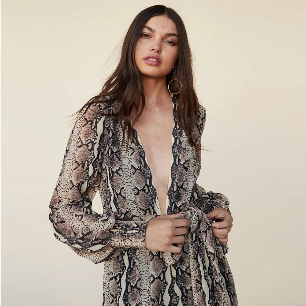 SOLD LPA ‘70s-style python-print Jumpsuit 655 NWOT - Picture 5 of 8